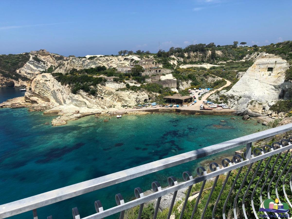 Ferienwohnung Magi - Il Tramonto Su Palmarola Ponza Exterior foto